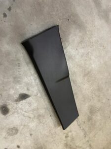 OSŁONA POSZYCIE SŁUPKA ŚRODKOWEGO B PRAWA PRAWY RENAULT CAPTUR I PRZEDLIFT