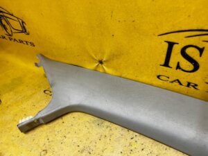 OSŁONA POSZYCIE SŁUPKA A PRZÓD PRAWY PRAWE TESLA MODEL 3 PRZEDLIFT