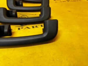 KOMPLET RĄCZKI UCHWYTY PODSUFITKI LAND ROVER DISCOVERY 5 V L462