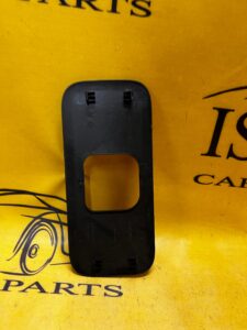 OSŁONA ZAMKA ZAŚLEPKA TYŁ RENAULT TALISMAN KOMBI