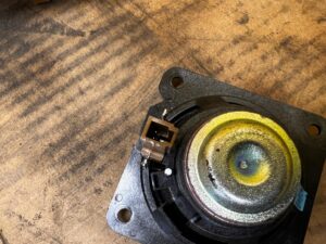 GŁOŚNIK PÓŁKI TYŁ BOSE INFINITI EX35 EX37 FX35 FX37 FX50 G25 G37 M37 M56