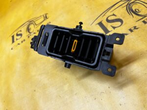 KRATKA NAWIEWU ZEWNETRZNA LEWA DESKI KONSOLI ORANGE FORD BRONCO 21-