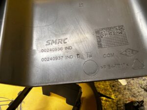 OSŁONA TUNELU ŚRODKOWEGO TYŁ WEJŚCIE USB C KRATKA NAWIEWU RENAULT ESPACE VI