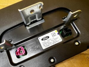 NOWY WYŚWIETLACZ EKRAN RADIA NAWIGACJI UNIT FORD KUGA MK3 LIFT