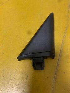 LEWA ZAŚLEPKA TRÓJKĄT LUSTERKA PEUGEOT 508 II 2