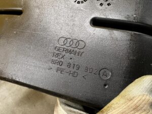 KANAŁ TUNEL NAWIEWU POWIETRZA TYŁ PRAWY PORSCHE MACAN 95B