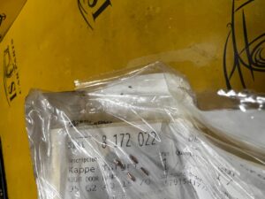 POKRYWA KLAMKI DRZWI PRAWYCH BMW 3 E36 CABRIO NOWA OEM