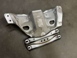 BLACHA OSŁONA TERMICZNA PORSCHE MACAN 95B