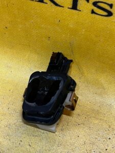 CZUJNIK SENSOR DESZCZU MERCEDES E-KLASA W213 KOMBI