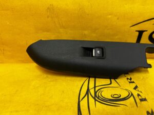 PANEL PRZEŁĄCZNIK SZYB PRZÓD PRAWY FORD MUSTANG VI