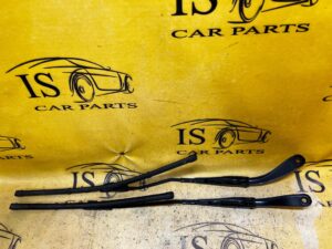 KOMPLET RAMIONA RAMIĘ WYCIERACZEK WYCIERACZKI PRZÓD DACIA DUSTER II