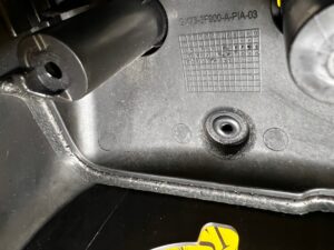 OSŁONA OBUDOWA KOLUMNY KIEROWNICZEJ RANGE ROVER VELAR L560