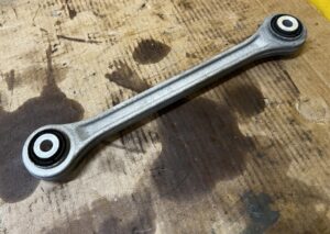 WAHACZ TYŁ TYLNY LEWY PRAWY PORSCHE PANAMERA 970 I LIFT