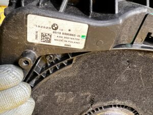 GŁOŚNIK NISKOTONOWY CENTRALNY PRAWY BMW 5 G30