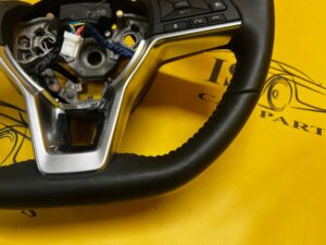 NOWA KIEROWNICA SKÓRA MULTIFUNKCJA NISSAN X-TRAIL T32 POLIFT LIFT