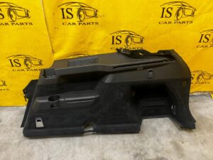 TAPICERKA BOCZEK BAGAŻNIKA TYŁ PRAWY PRAWA 7 OSÓB VOLVO XC90 II