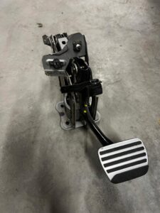 PEDAŁ HAMULCA INFINITI Q50