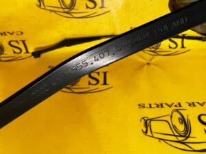 RAMIONA WYCIERACZEK KOMPLET AUDI A8 D5 EUROPA