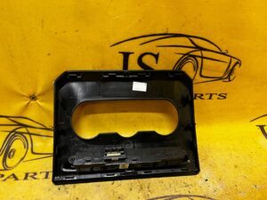 PANEL STEROWANIA AWARYJNE PDC RAMKA DESKI KONSOLI DACIA DUSTER II