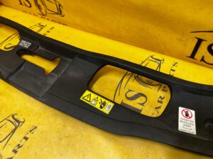 OSŁONA NAKŁADKA GÓRNA PASA PRZEDNIEGO PORSCHE PANAMERA 970 I LIFT