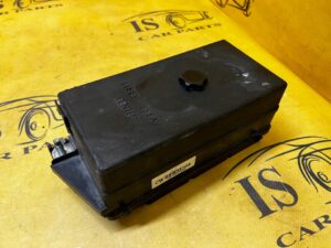 SKRZYNKA PUSZKA BEZPIECZNIKÓW CHEVROLET CORVETTE C5 97-04