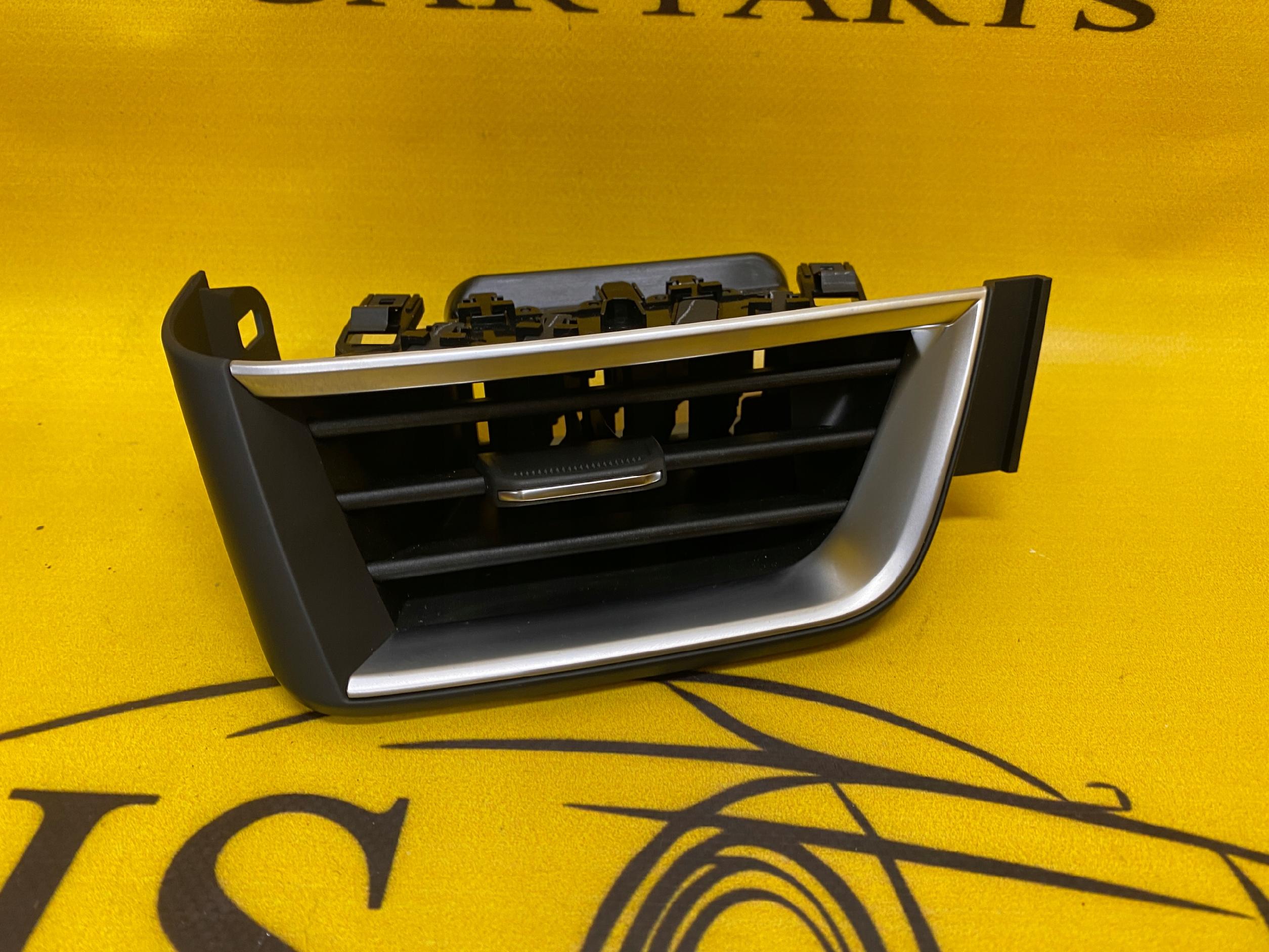 LEWA KRATKA NAWIEWU DESKI KIEROWCY RENAULT CLIO V