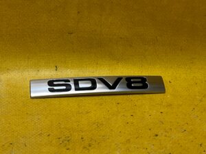 EMBLEMAT OZNACZENIE SILNIKA SDV8 RR VOGUE L405
