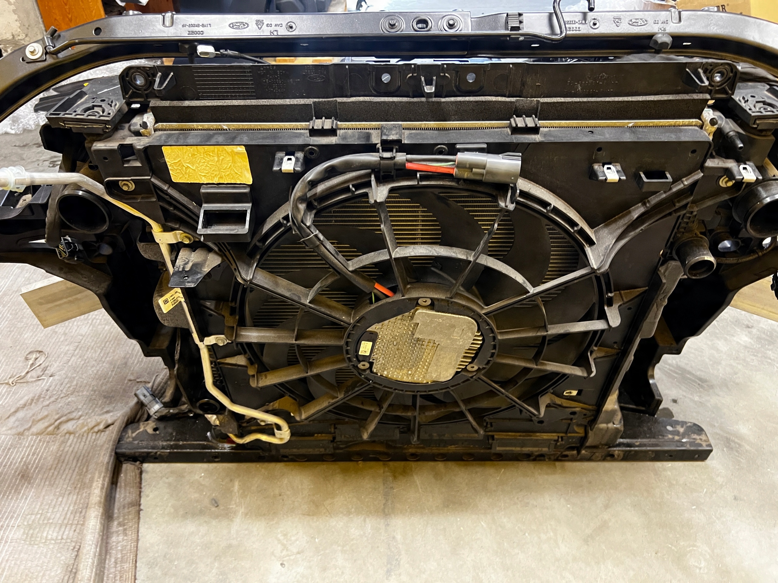 KOMPLETNY PRZÓD MASKA ZDERZAK BŁOTNIK LAMPY CHŁODNICE FORD EXPLORER VI MK6