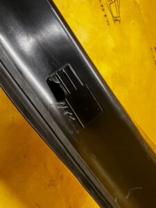 LISTWA OSŁONA BLENDA RYNIENKI BAGAŻNIKA TYŁ PRAWY MERCEDES GLS X166