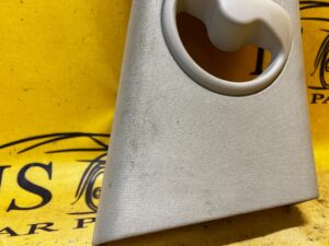 OSŁONA POSZYCIE SŁUPKA B PRAWA LR RANGE ROVER EVOQUE II L551