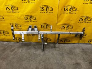 BELKA STELAŻ WSPORNIK DESKI KONSOLI MERCEDES CLS W218 E W212 EU