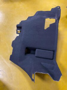 LEWY BOCZEK BAGAŻNIKA 5D FORD FIESTA MK8