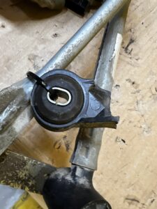 MECHANIZM SILNIK WYCIERACZEK PRZÓD DACIA DOKKER LODGY EU