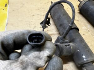 KPL AMORTYZATORY MAGNETYCZNY PRZÓD PRAWY LEWY CHEVROLET CORVETTE C5 97-04