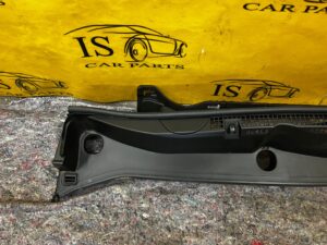 PODSZYBIE LISTWA SZYBY CZOŁOWEJ PRZEDNIEJ SUBARU FORESTER VI SL 25- EU