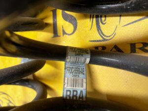 KOMPLET SPRĘŻYNY TYŁ PRAWY LEWY FORD MUSTANG VI