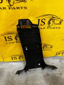 POSZYCIE OSŁONA SŁUPKA ŚRODKOWEGO B PRAWA PRAWY DACIA JOGGER