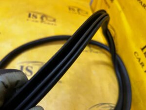 USZCZELKA DRZWI TYŁ LEWA PRAWA FORD EXPLORER MK6