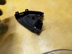 OSŁONA OBUDOWA LUSTERKA WEWNĘTRZNEGO WSTECZNEGO PORSCHE MACAN 95B