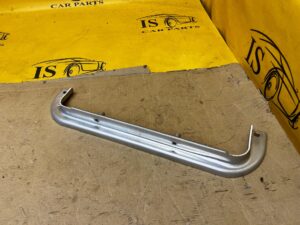 WSPORNIK UCHWYT MOCOWANIE DESKI KONSOLI PRAWY PORSCHE MACAN 95B