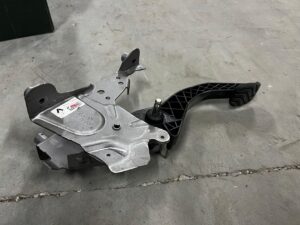 PEDAŁ SPRZĘGŁA RENAULT MEGANE IV TALISMAN