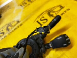 PAJĄK MANETKI TAŚMA PRZEŁĄCZNIK ZESPOLONY DACIA SANDERO III