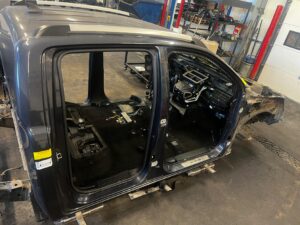 KAROSERIA ĆWIARTKI PODŁUŻNICE KASTA DACH PRZÓD FORD RANGER V MK5 2015-2023