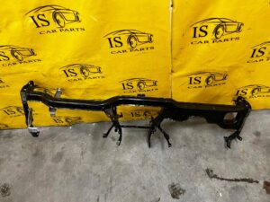 BELKA RURA STELAŻ WZMOCNIENIE WSPORNIK DESKI KONSOLI PORSCHE MACAN 95B LHD