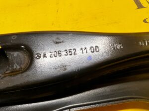 WAHACZ TYŁ MERCEDES C-KLASA W206 2WD RWD