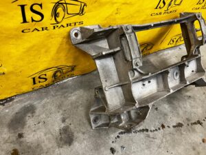 WÓZEK BELKA SANKI KOŁYSKA TYŁ CHEVROLET CORVETTE C5 97-04