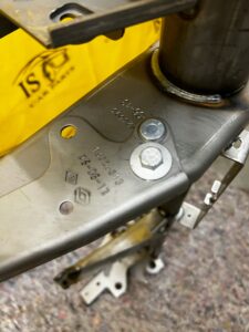 STELAŻ MOCOWANIE RURA KONSOLI DESKI ROZDZIELCZEJ RENAULT ZOE I Z.E.