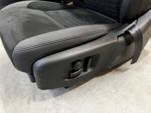 FOTELE BOCZKI 7 OSOBOWY LAND ROVER DISCOVERY SPORT L550