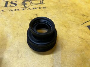 OSŁONA USZCZELKA ŁOŻYSKA KOLUMNY KIEROWNICZEJ FORD EXPLORER MK6