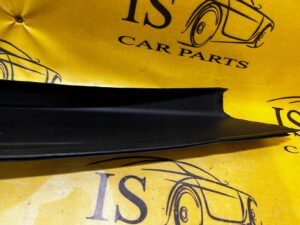 LISTWA OSŁONA PLASTIK LEWA RANGE ROVER VOGUE L405